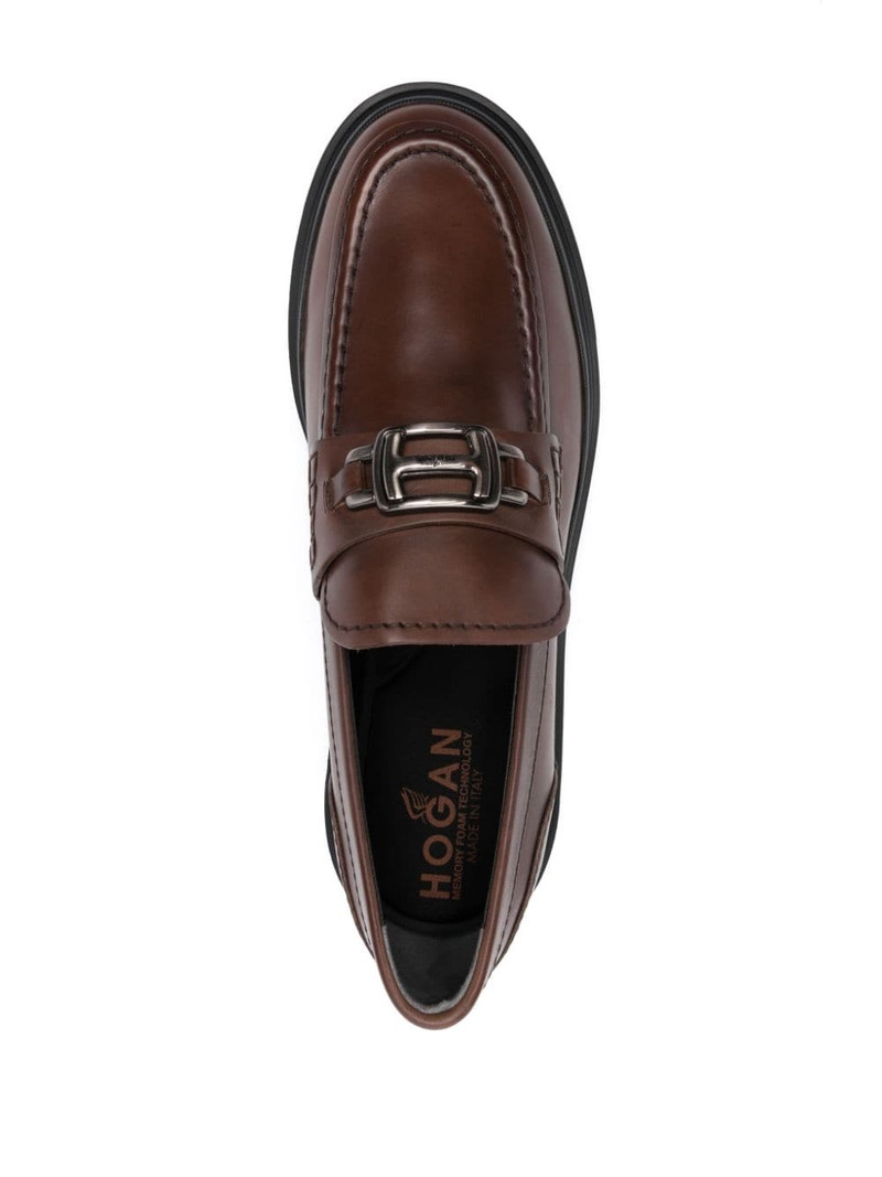 H619 logo-plaque leather loafers 4