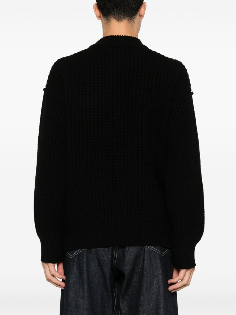 Heavy Round Neck sweater 4