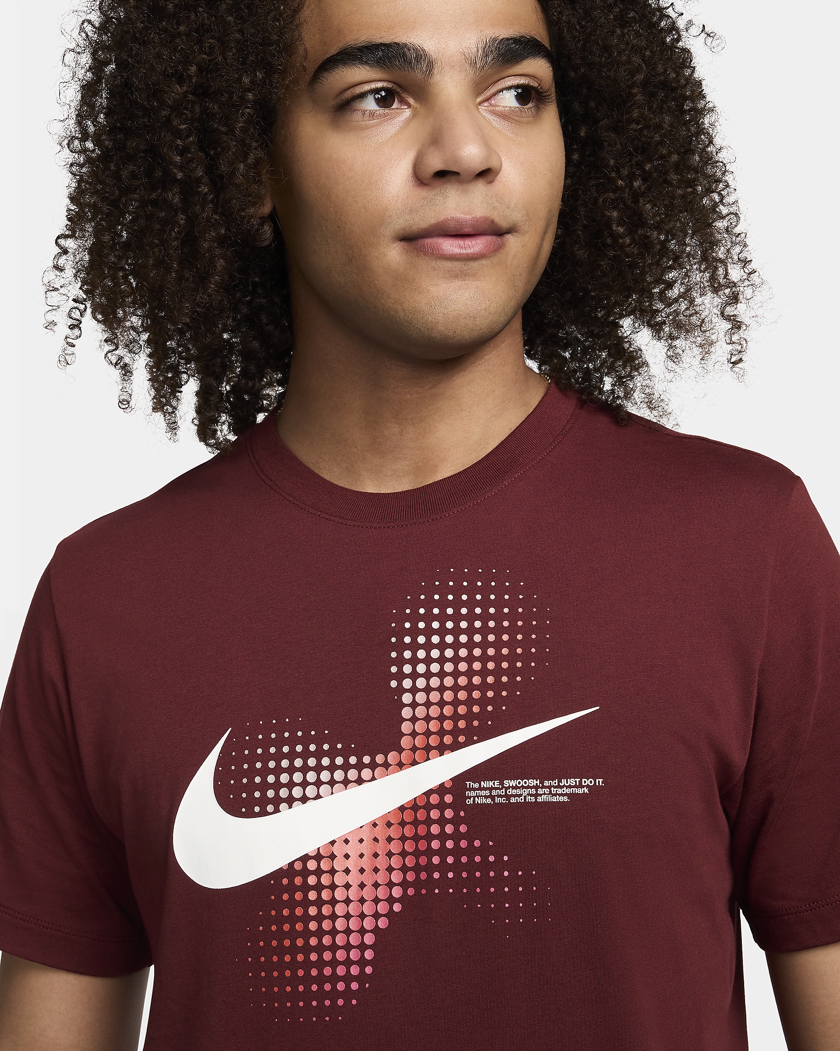 Nike Sportswear Men's T-Shirt - 3