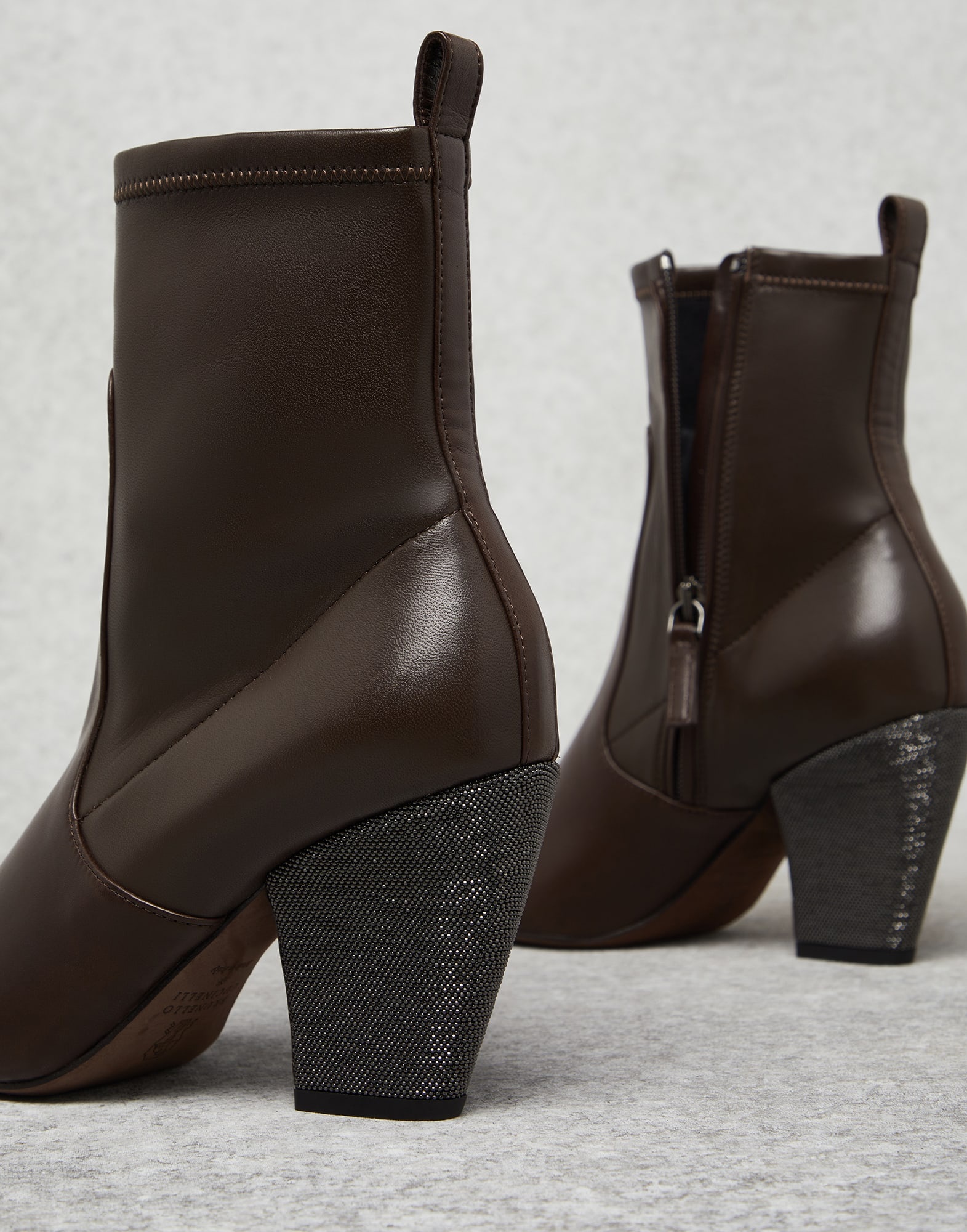 Soft nappa leather ankle boots with precious heel - 3