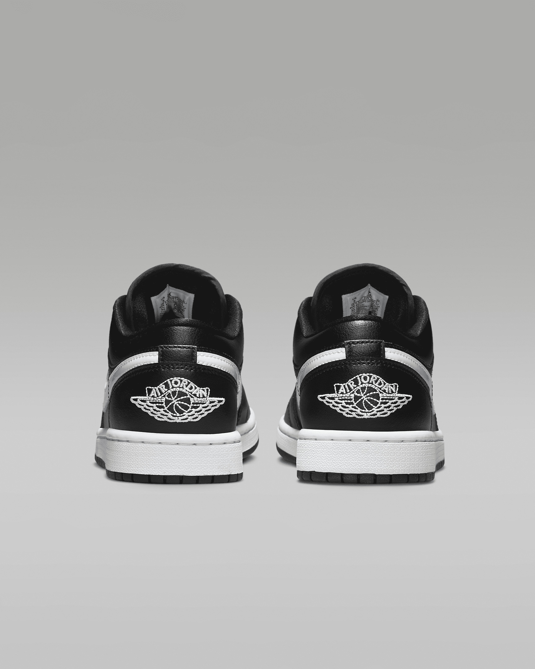 Air Jordan 1 Low Women's Shoes - 6