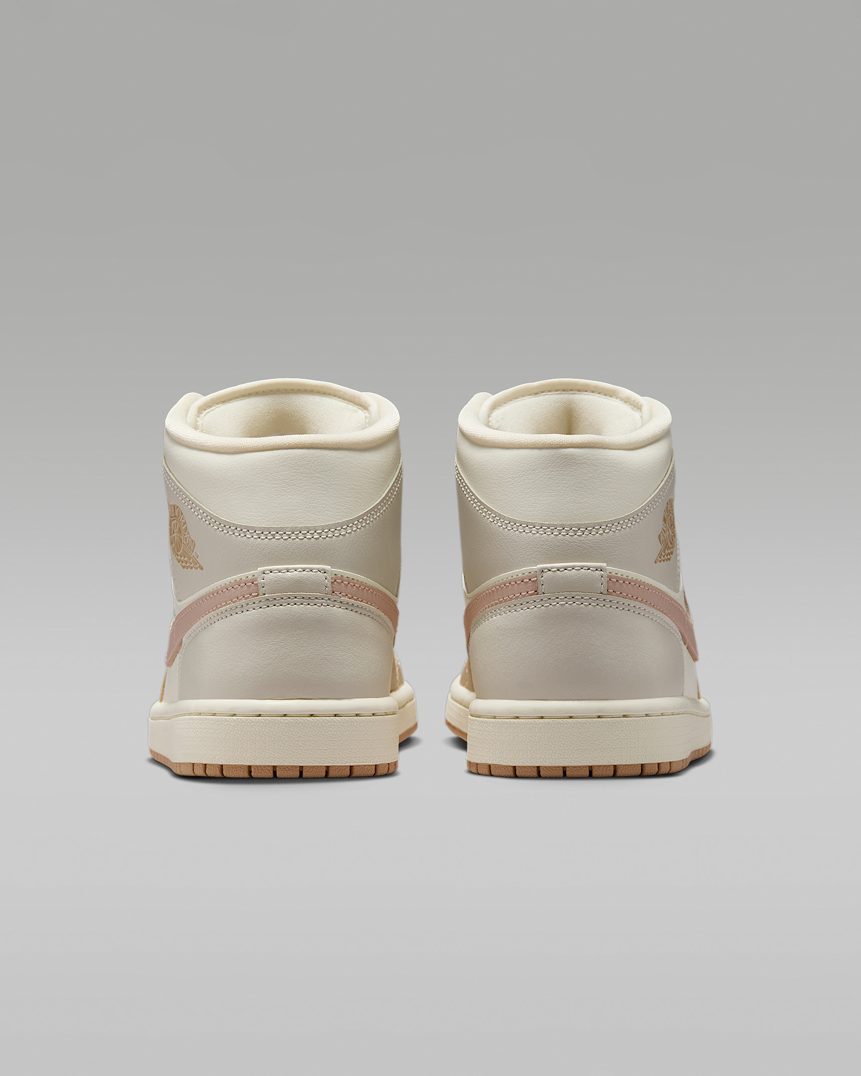 Air Jordan 1 Mid Women's Shoes - 6