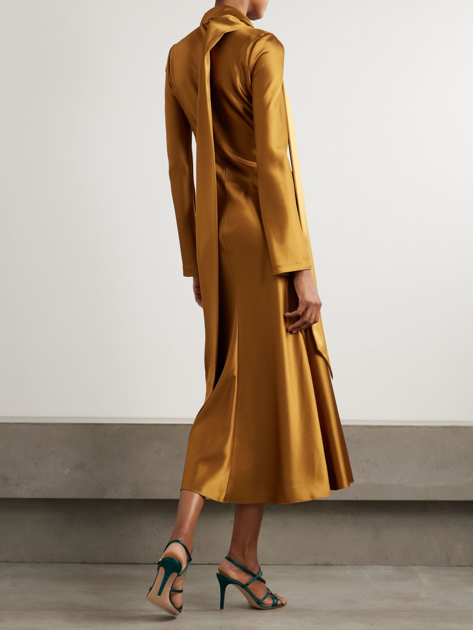 Audrey tie-detailed satin midi dress Light brown - 3