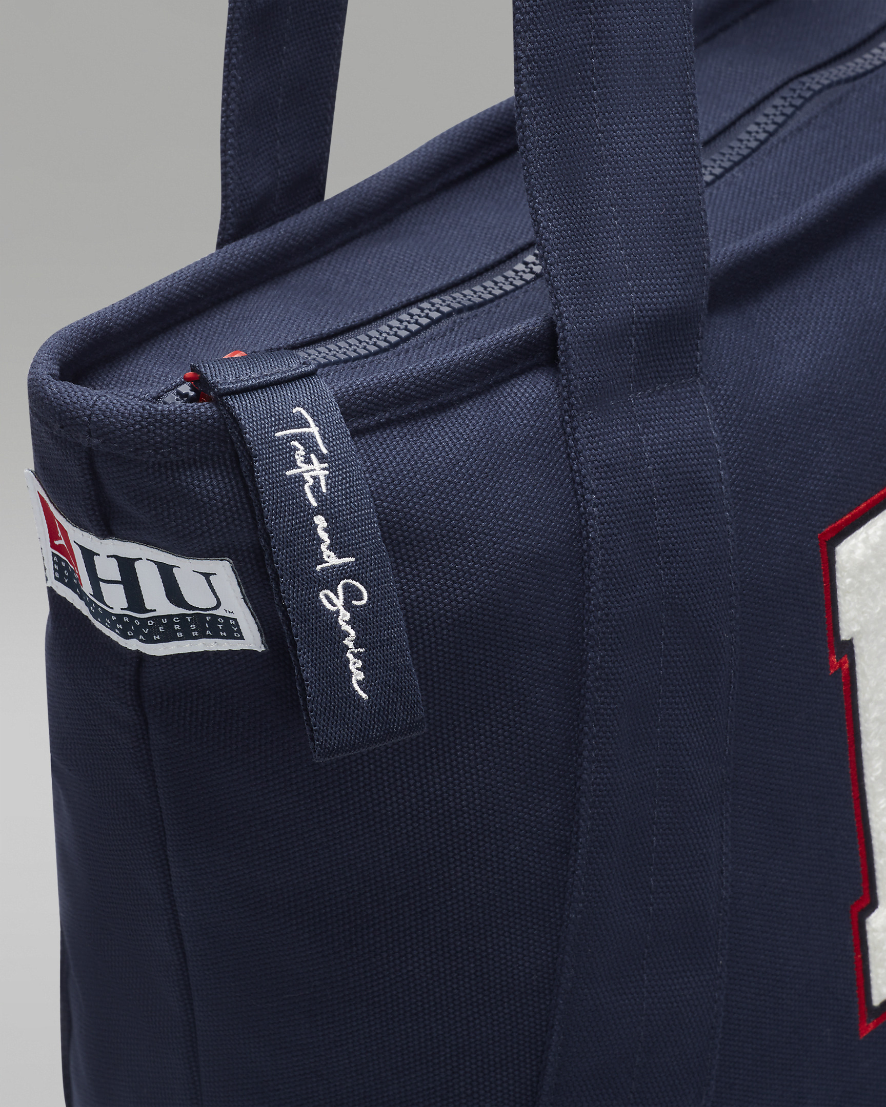 Jordan Howard Tote Tote Bag (30L) - 6