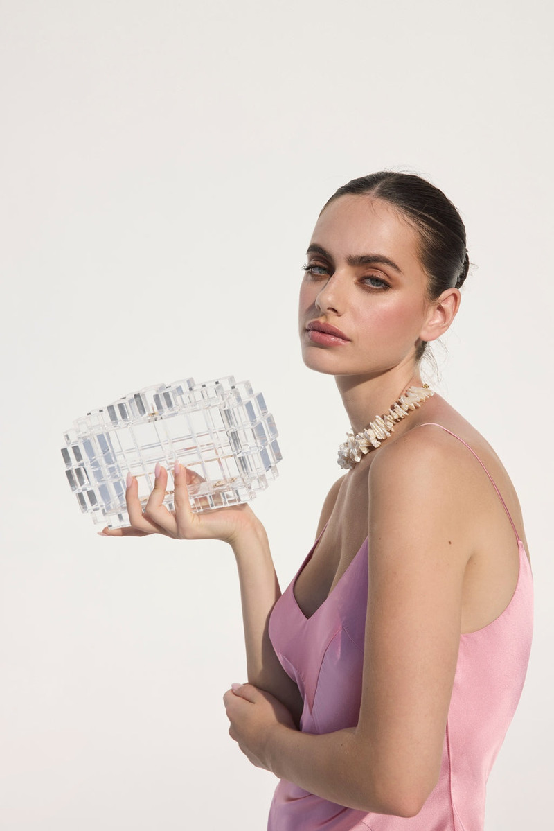 Cult Gaia EDEN CLUTCH outlook