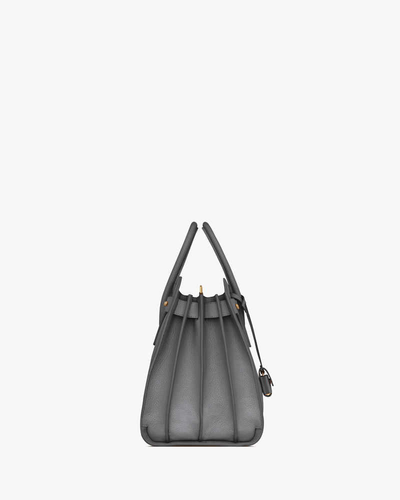 SAC DE JOUR MEDIUM IN SUPPLE GRAINED LEATHER 3