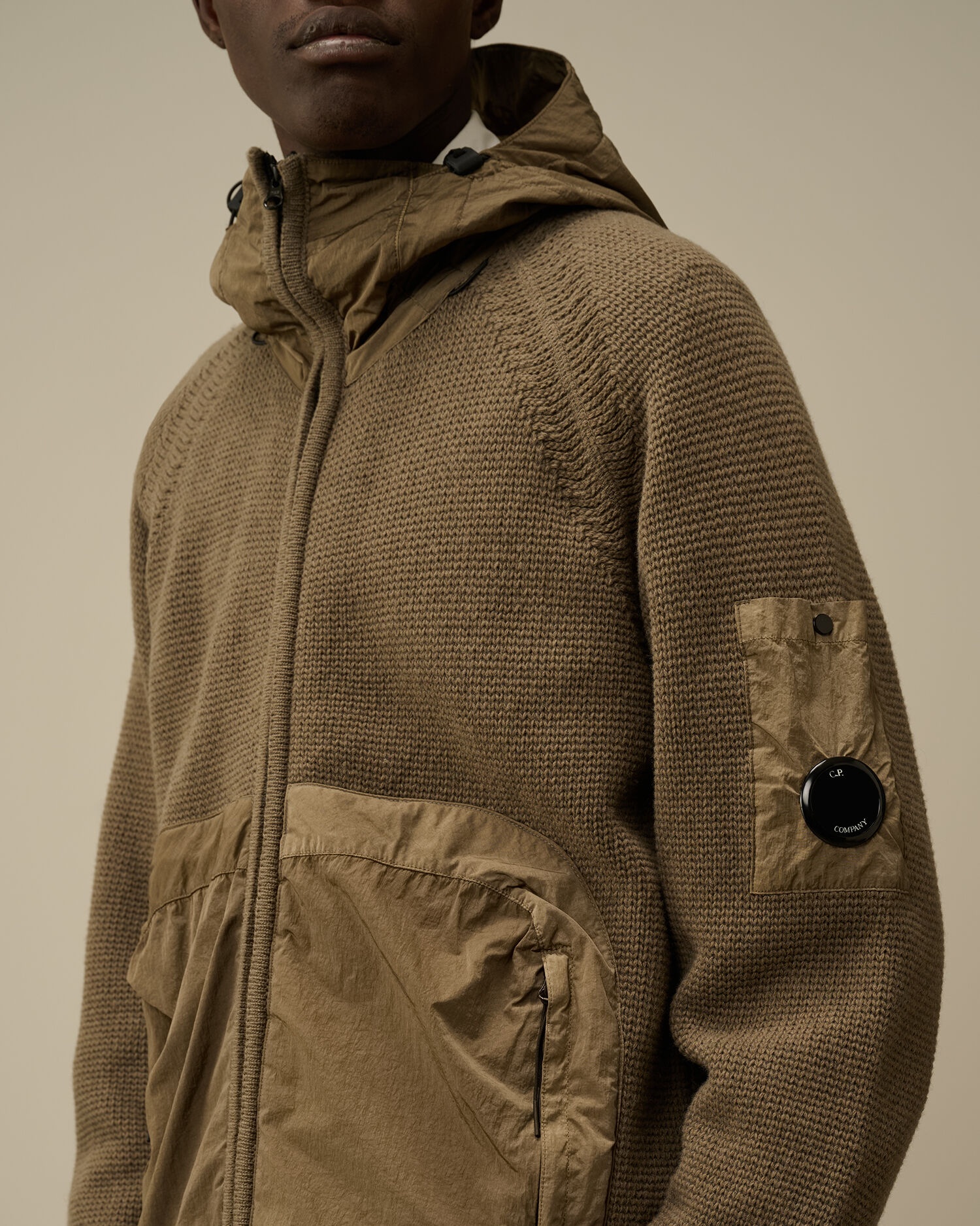 C.P. Company Lambswool Mixed Hooded Full Zip Knit | REVERSIBLE