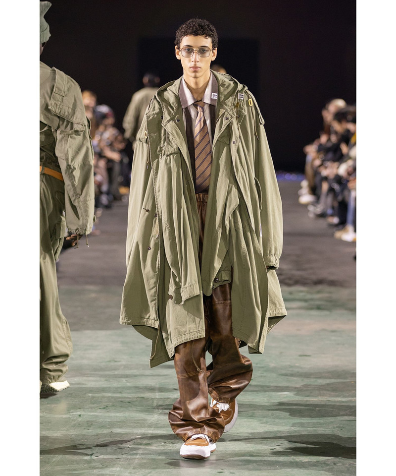 Coated Wide Pants 22