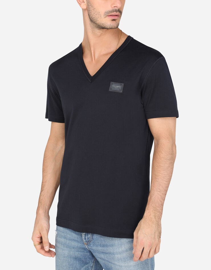 Cotton v-neck t-shirt with branded plate - 4