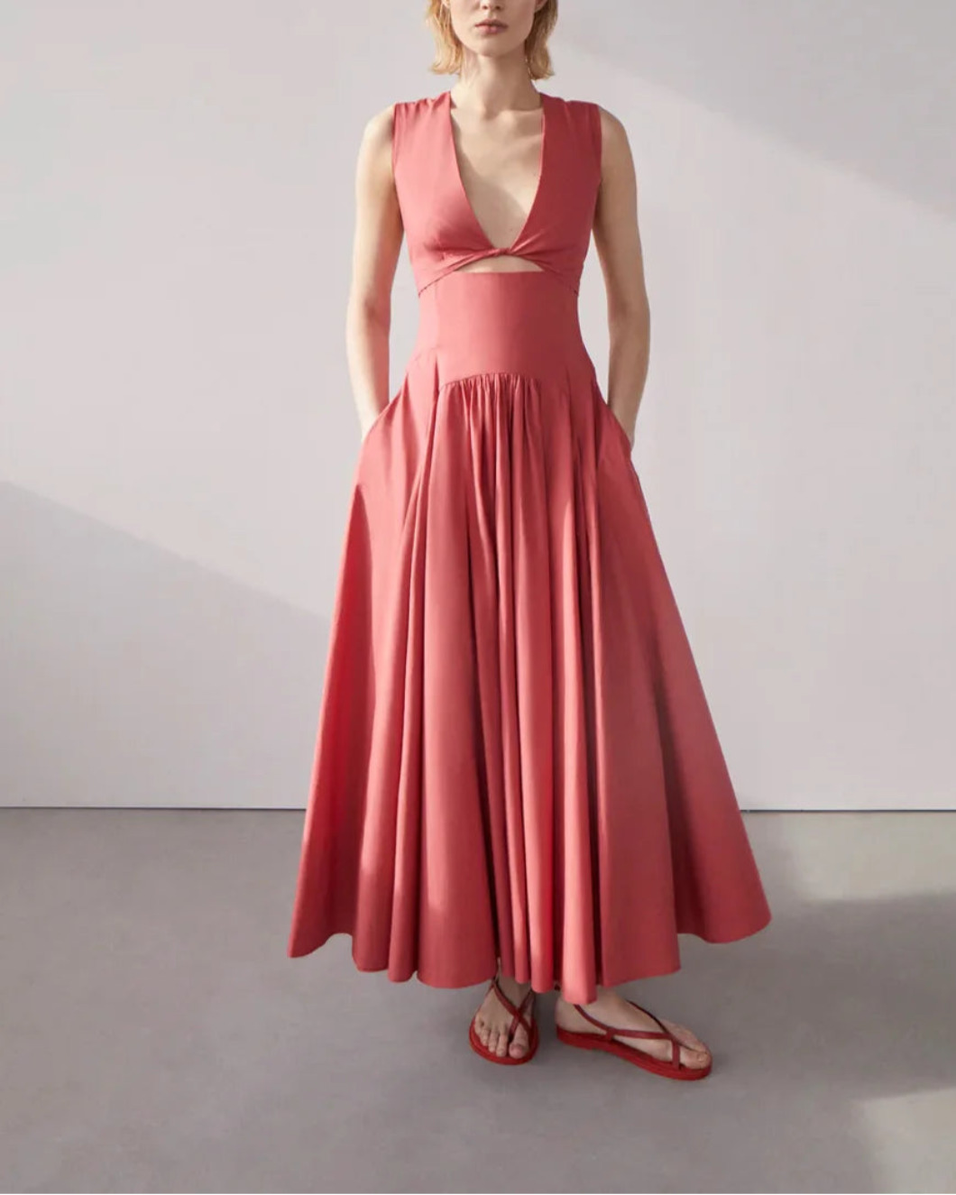 CUTOUT CIRCLE DRESS - 6
