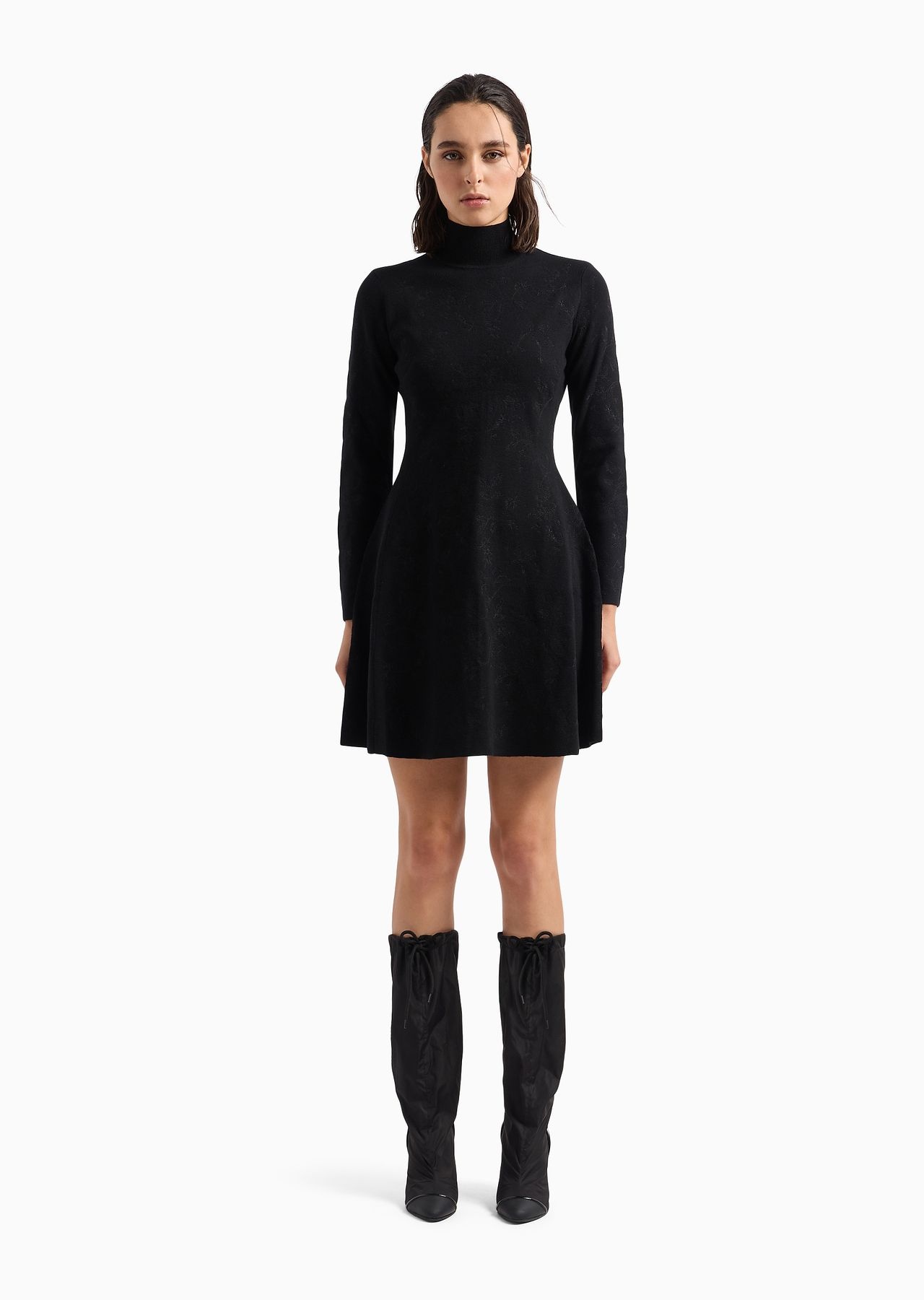 Knitted mock-neck dress with all-over matching floral embroidery - 2