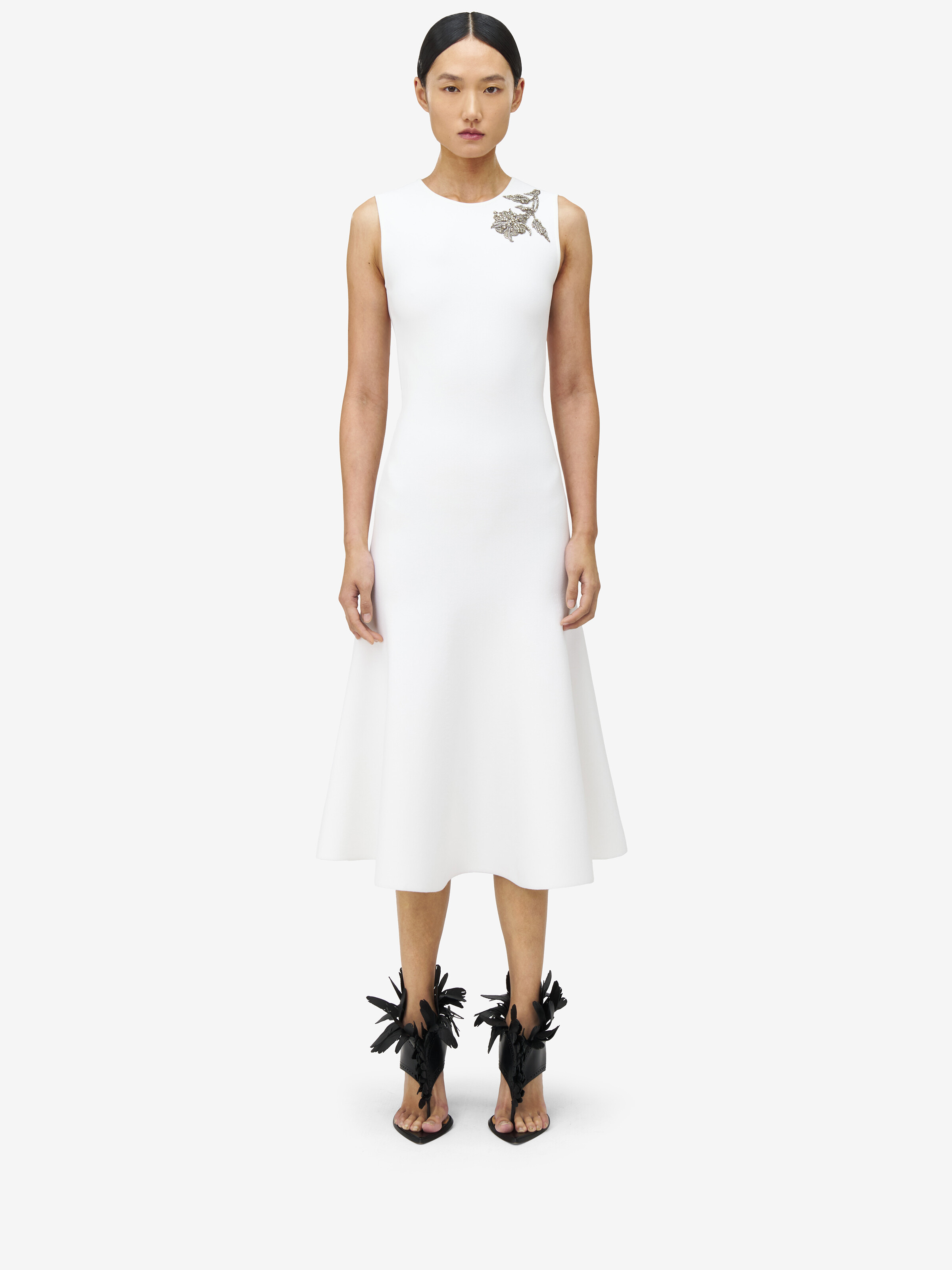 Banshee Embroidery Knitted Dress - 3