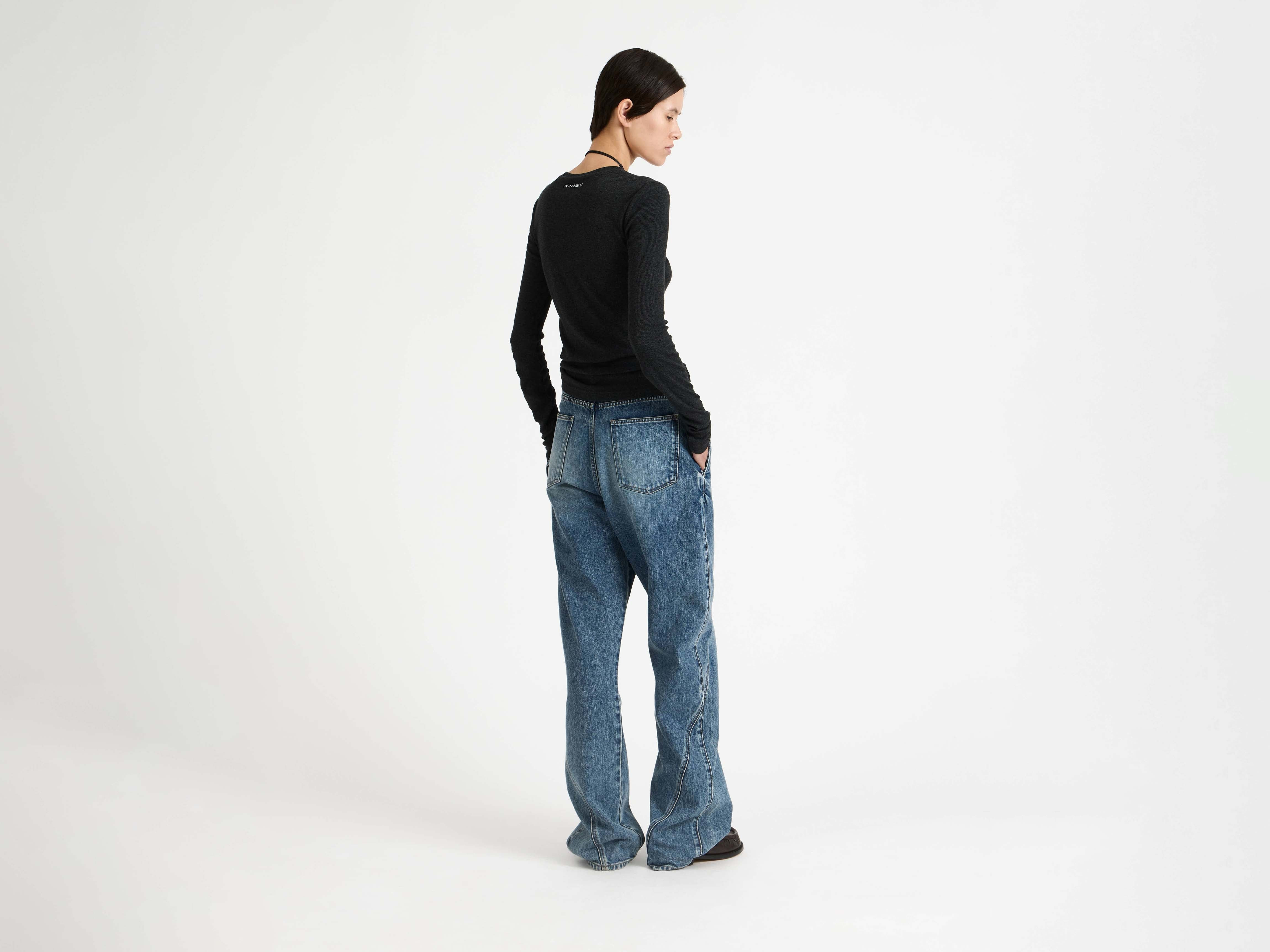 LONG SLEEVE CREW NECKLINE TOP IN CHARCOAL MELANGE - 3