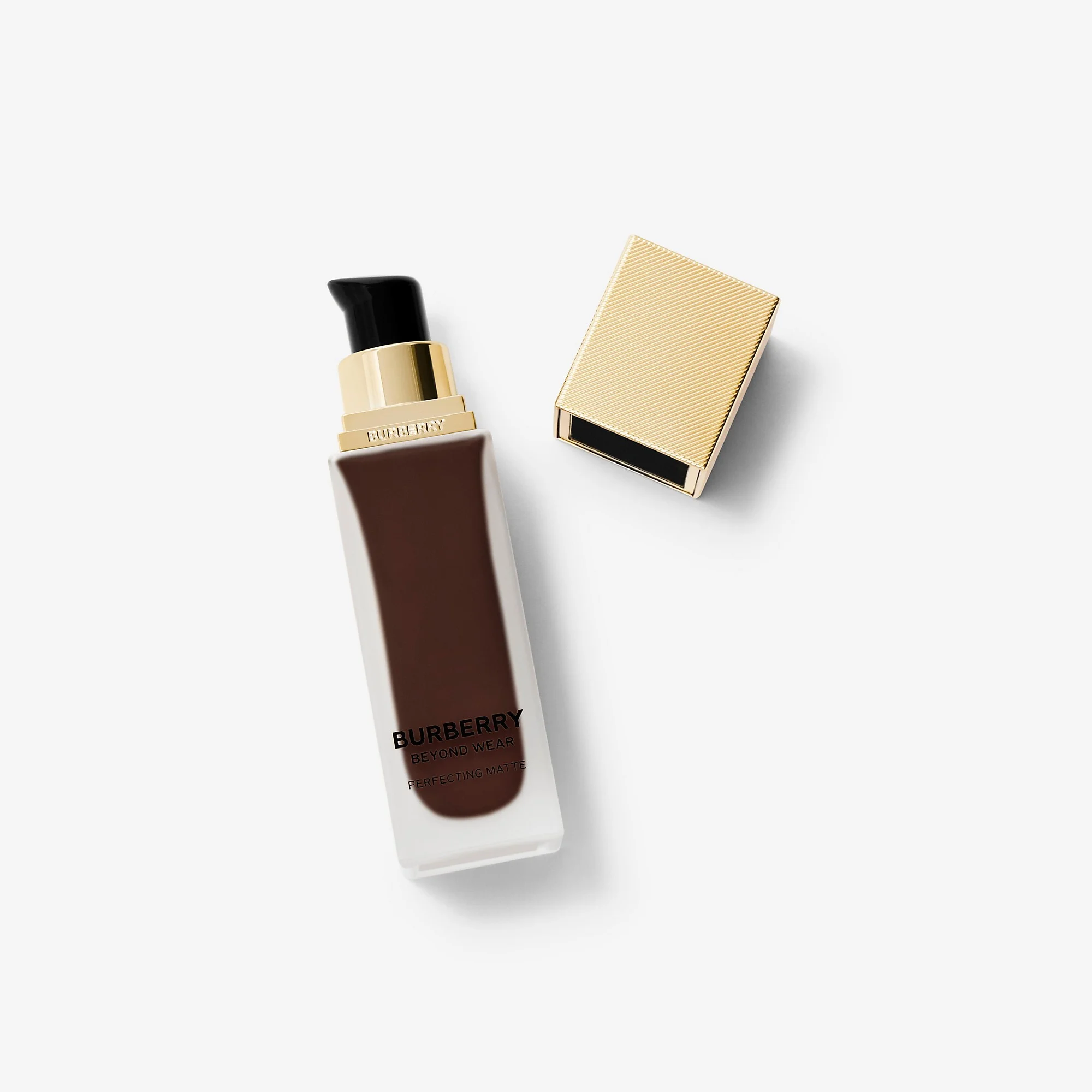 Beyond Wear Perfecting Matte Foundation – 150 Deep Neutral - 1
