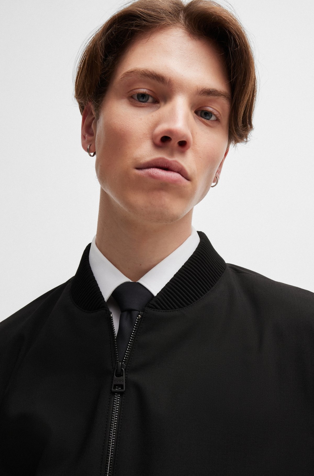 SLIM-FIT JACKET IN PERFORMANCE-STRETCH CLOTH - 5