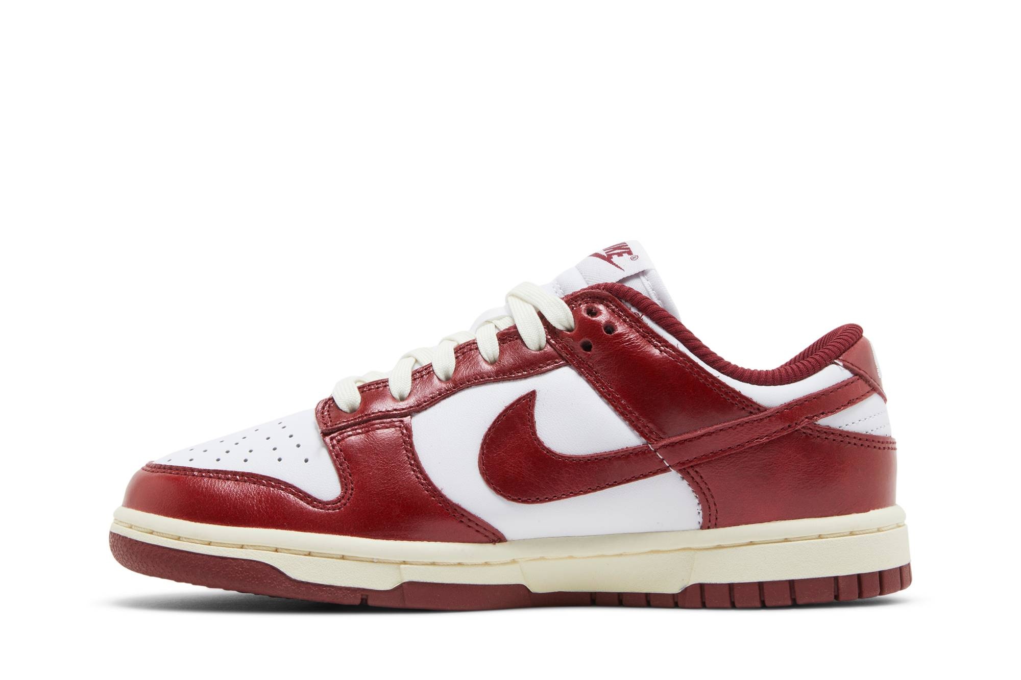 Wmns Dunk Low Premium 'Vintage Red' - 3
