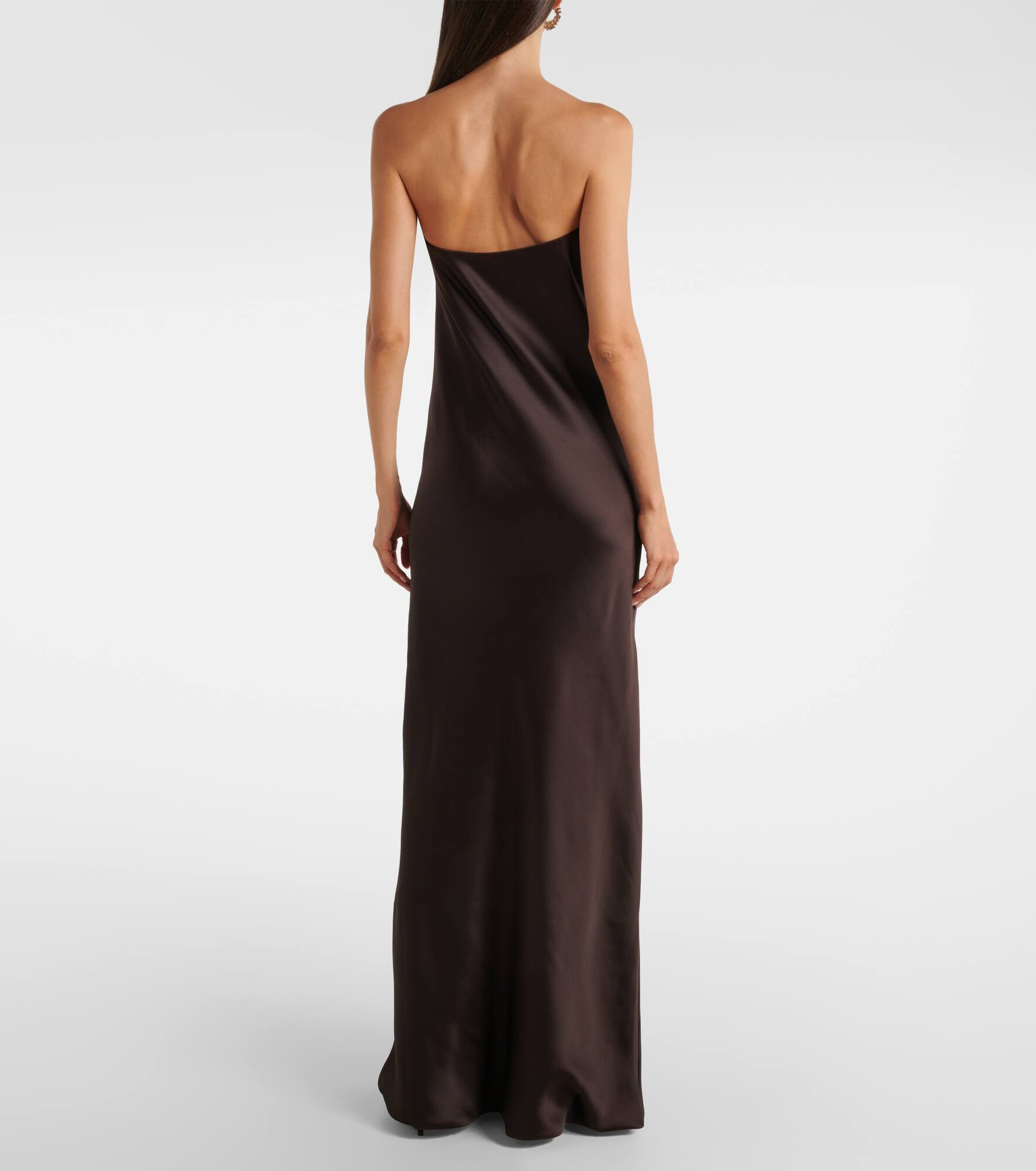 Crêpe satin gown - 3