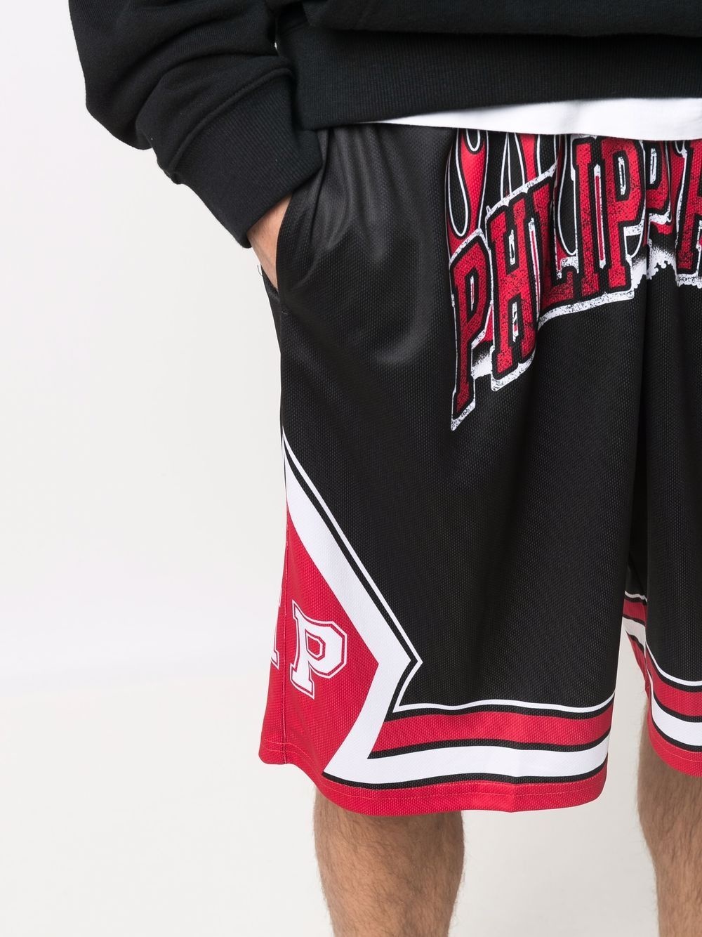 logo-print flames jogging shorts - 5