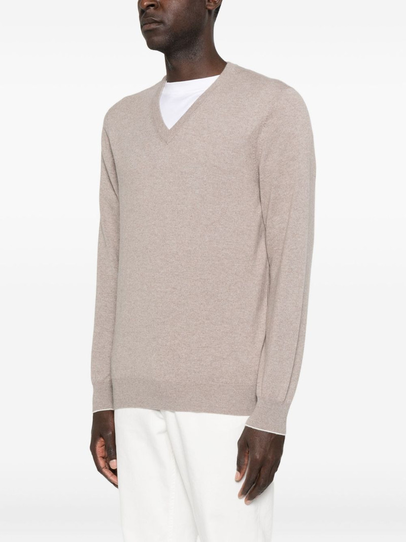 V-neck cashmere sweater 3