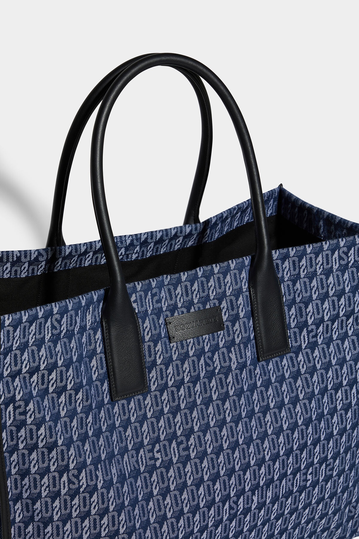 D2 MONOGRAM NEWS SHOPPING BAG - 4