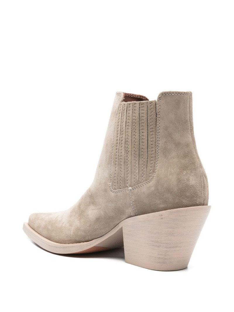 suede pumps 3