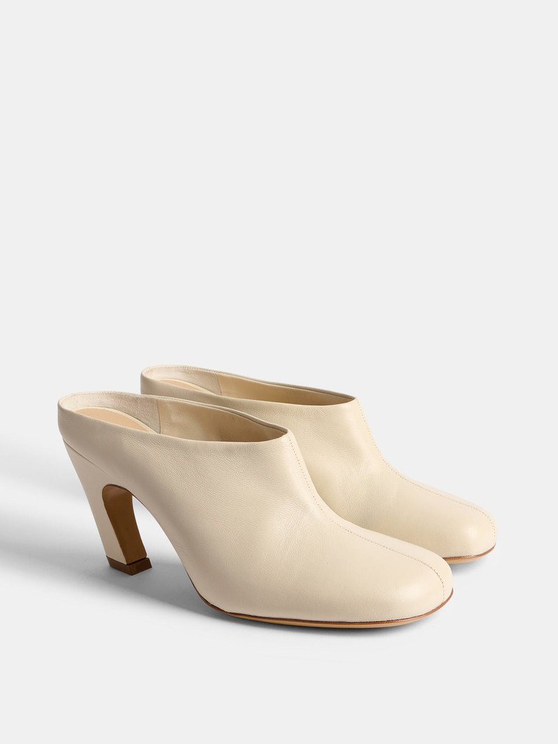 LE MONDE BÉRYL Mica Mule / Ecru Leather outlook