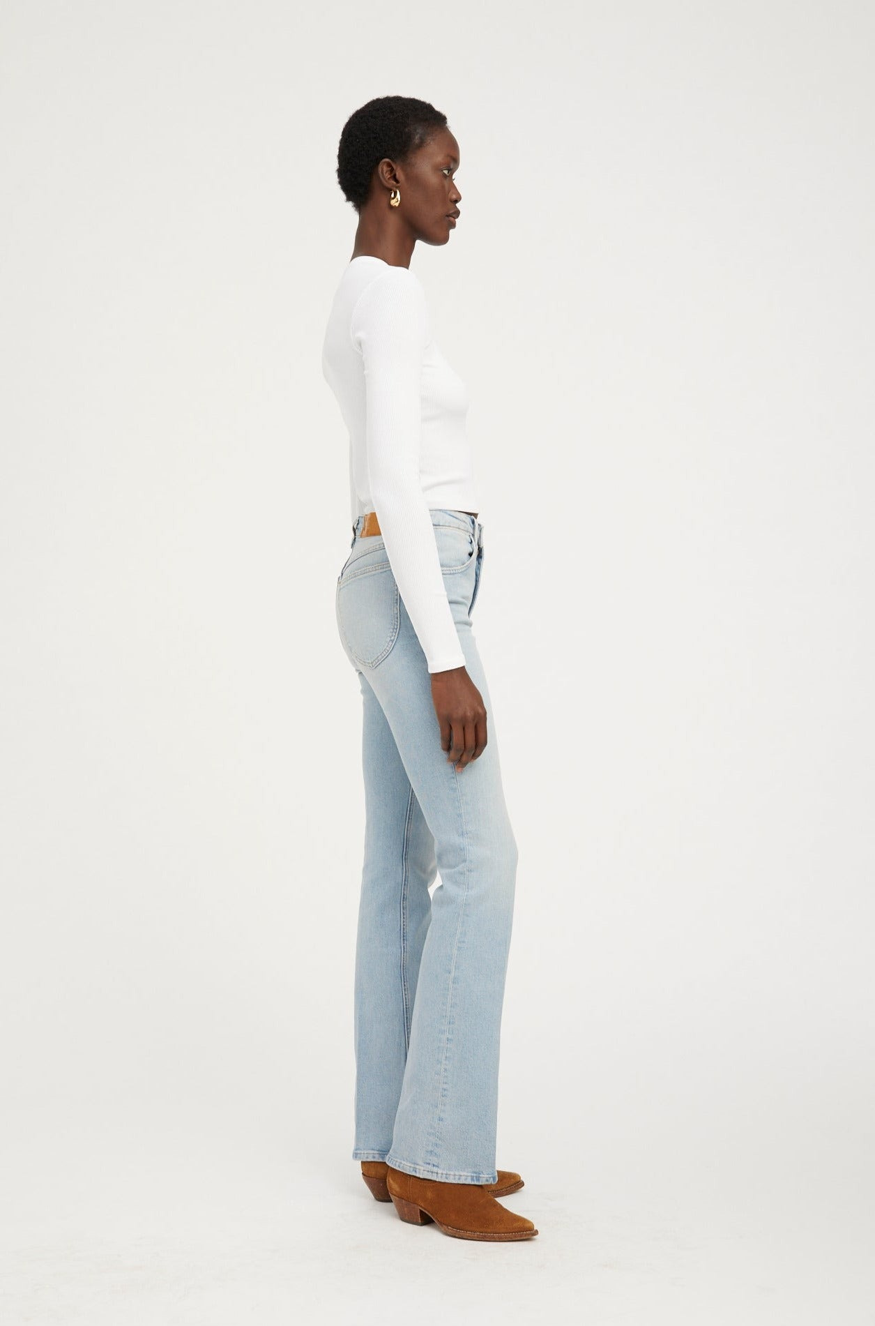 WHITE RIB CROPPED LONG SLEEVE BABY TEE - 3