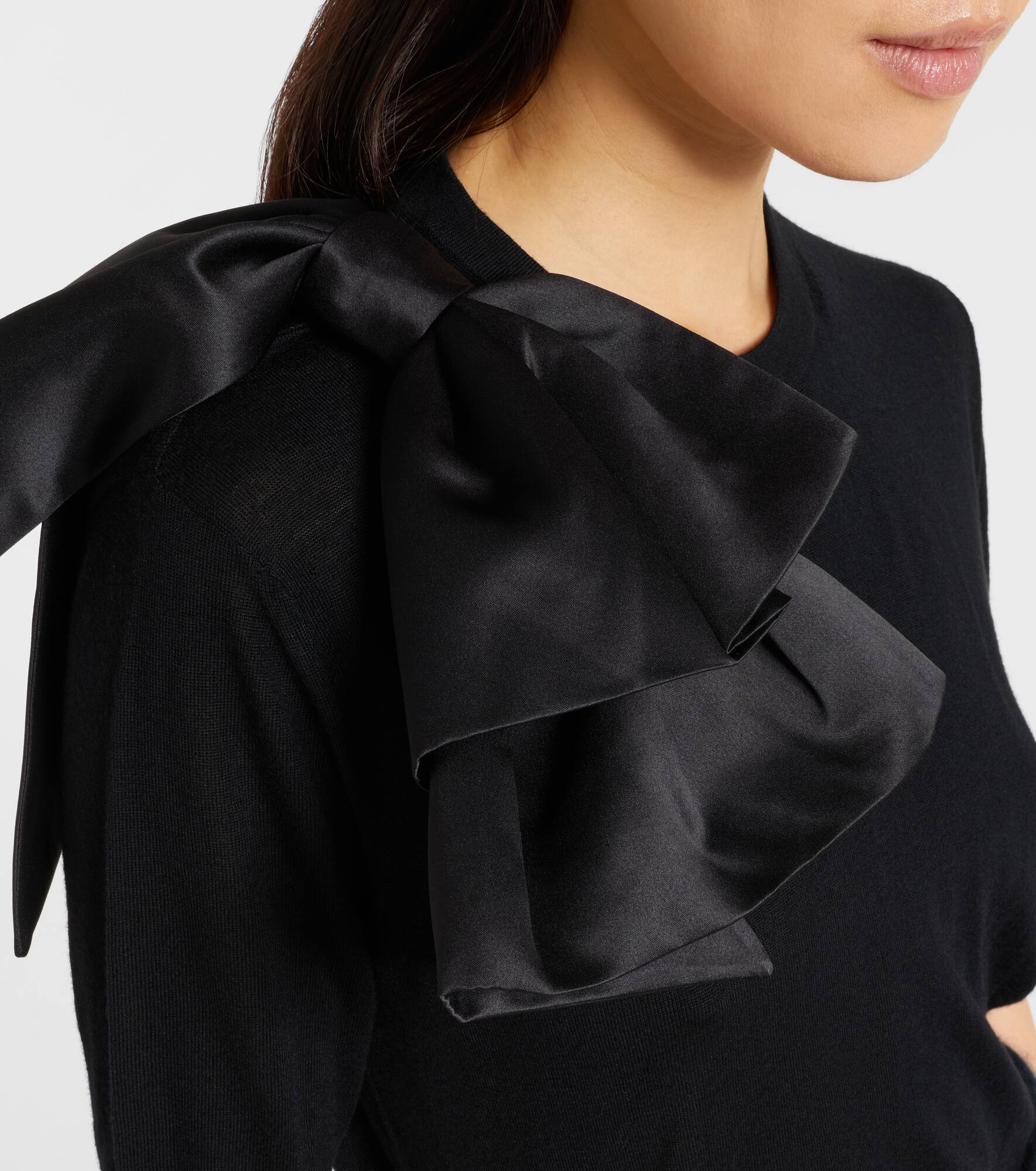 Chic Merino virgin wool ruffled sweater - 4