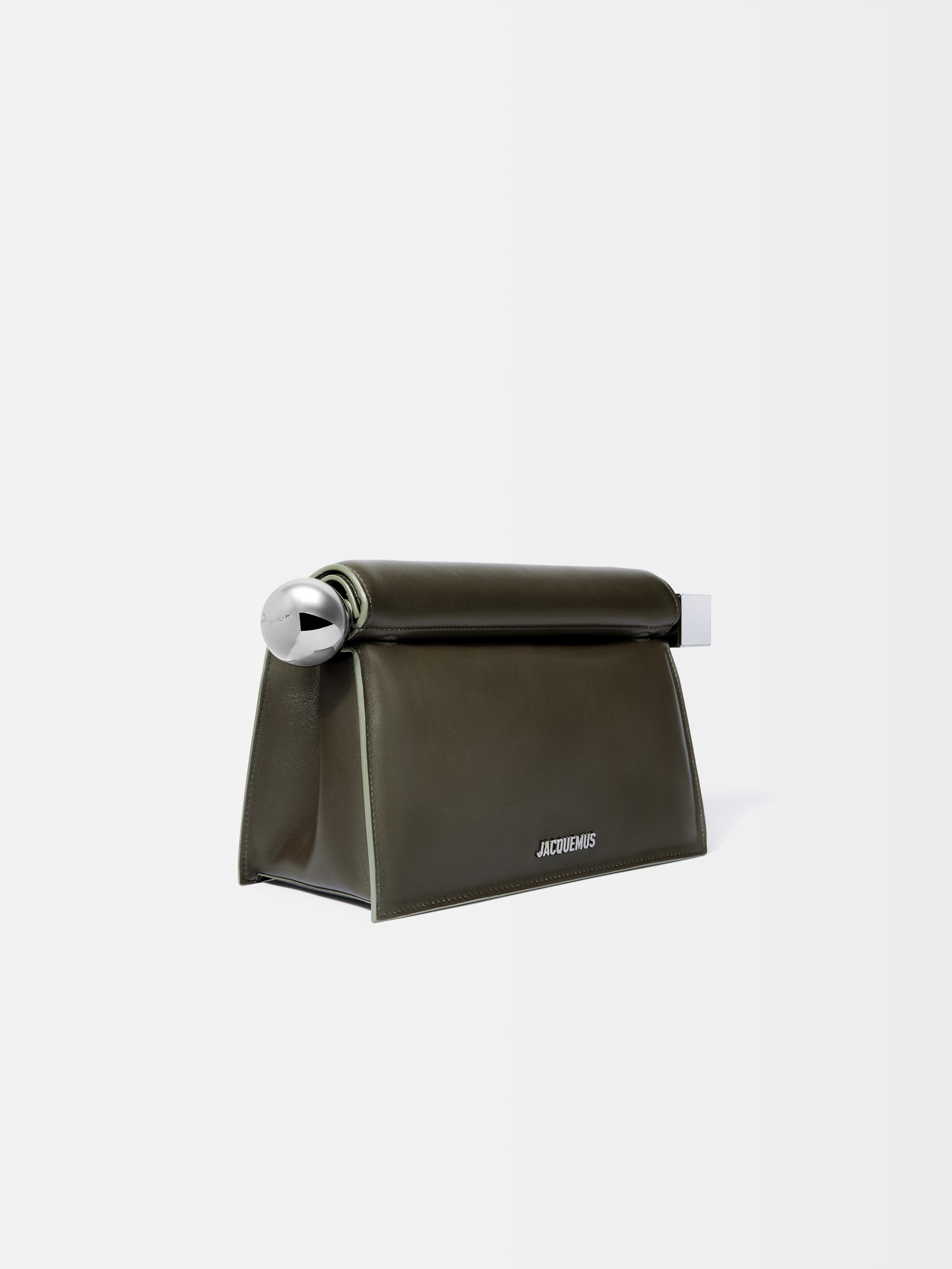 The Rond Carré clutch - 2