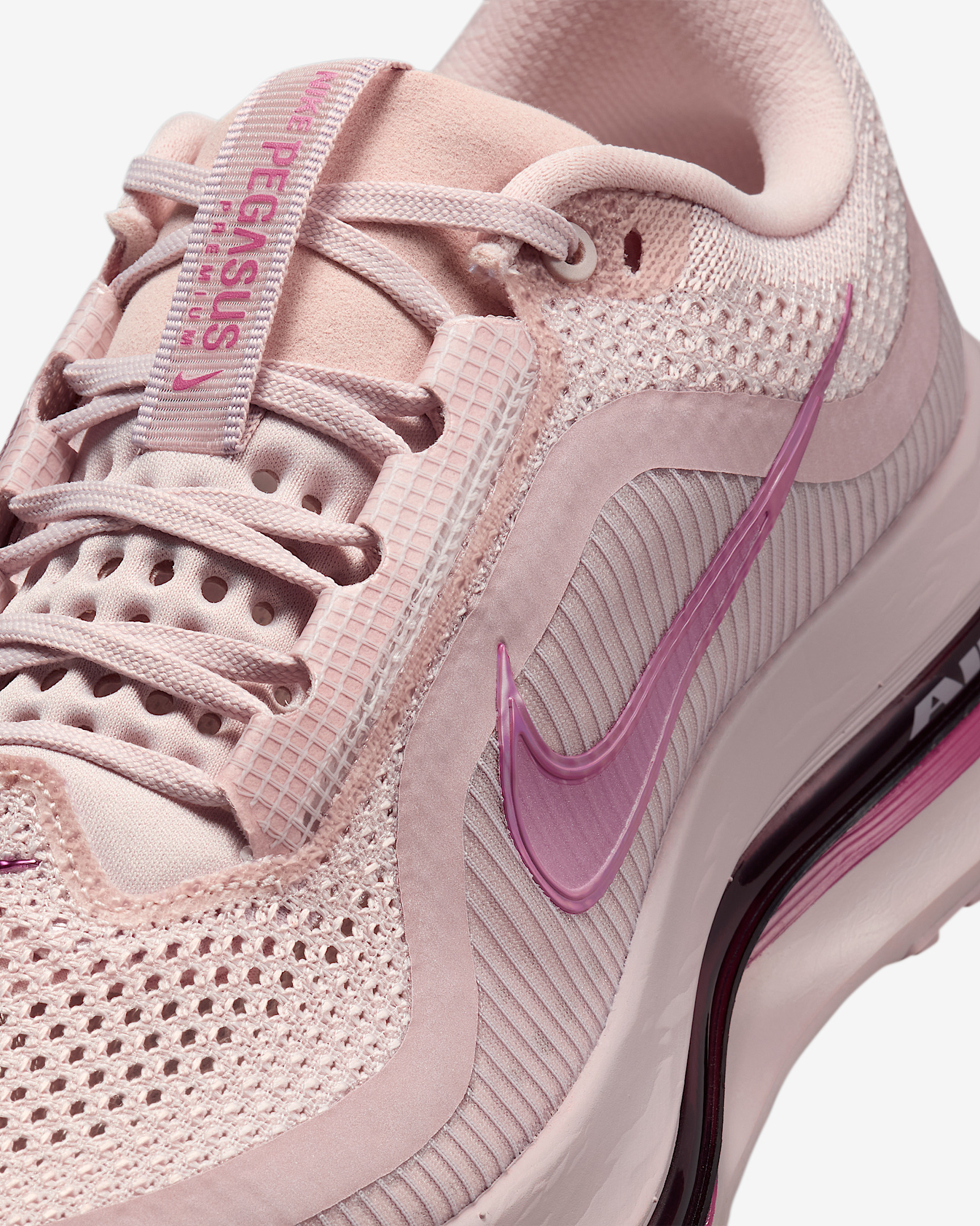 Nike Pegasus Premium Women's Road Running Shoes - 7