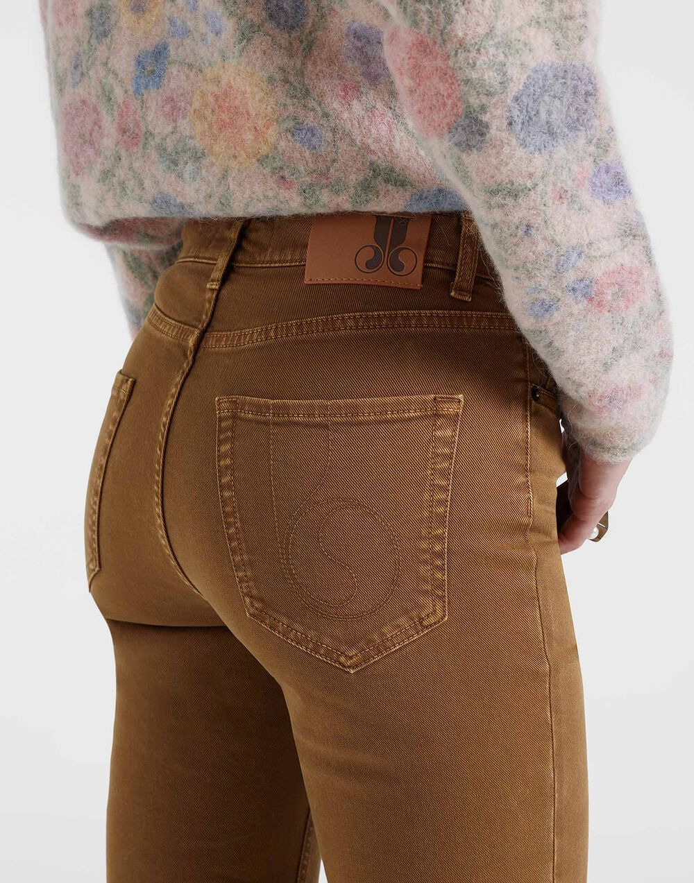 Fancy Crop Jeans - 8