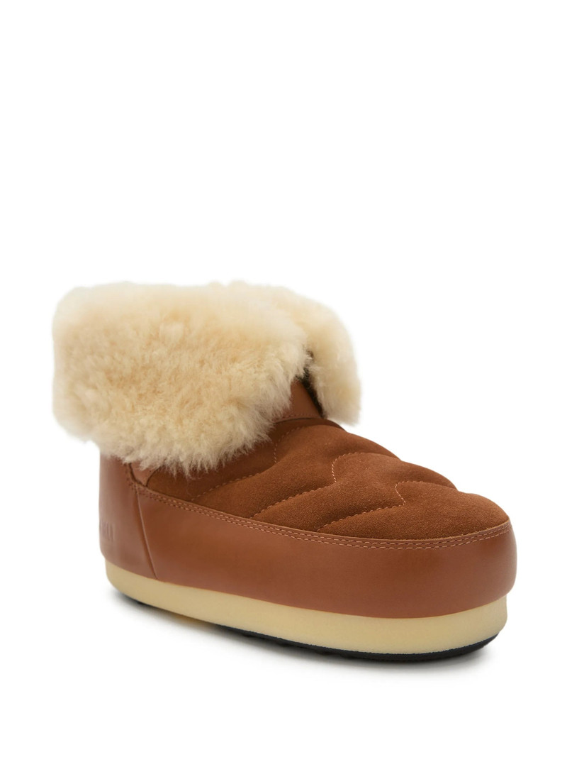 MOON BOOT EVX quilted shearling boots outlook