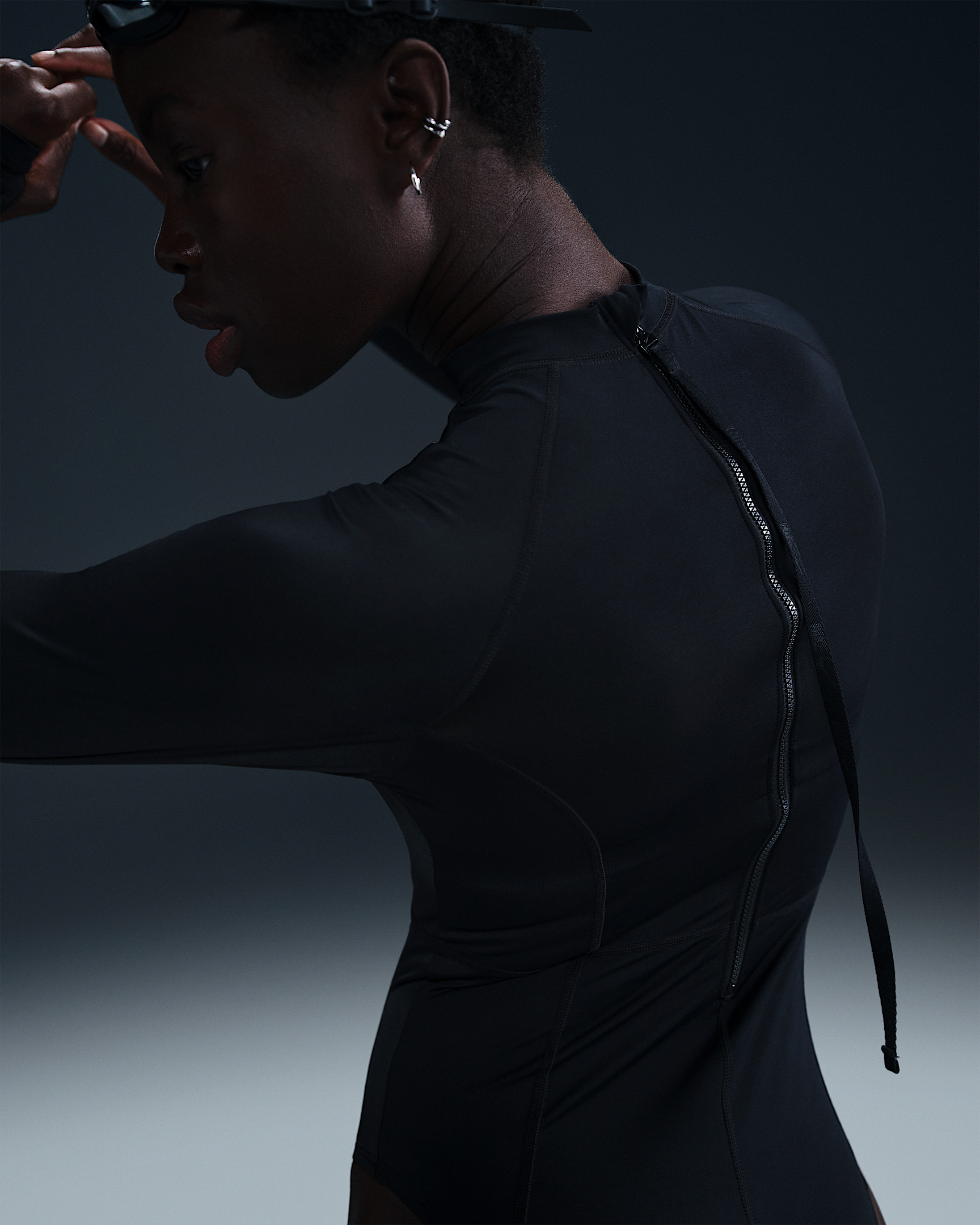 Nike Swim Fusion Women's HydraLock Long-Sleeve One-Piece (CB) - 3