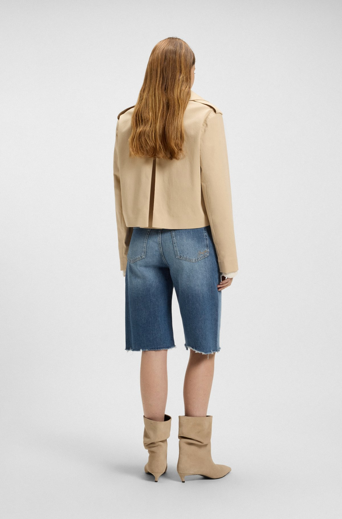 KNEE-LENGTH DENIM SHORTS WITH RAW HEM - 4