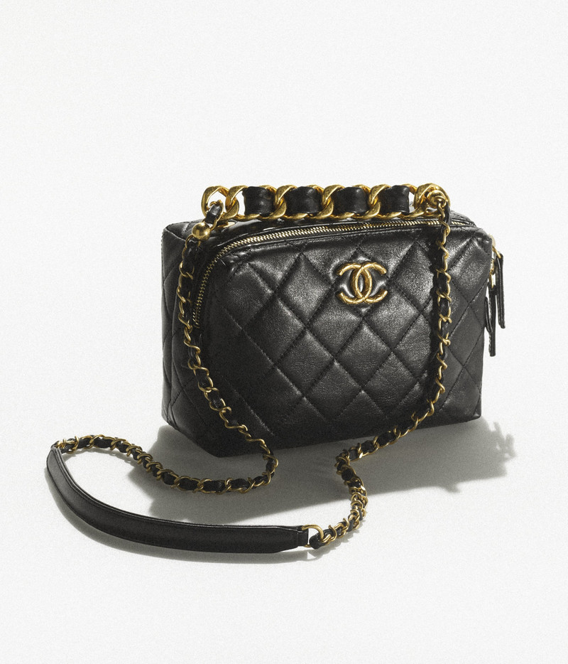 CHANEL Mini Bowling Bag outlook