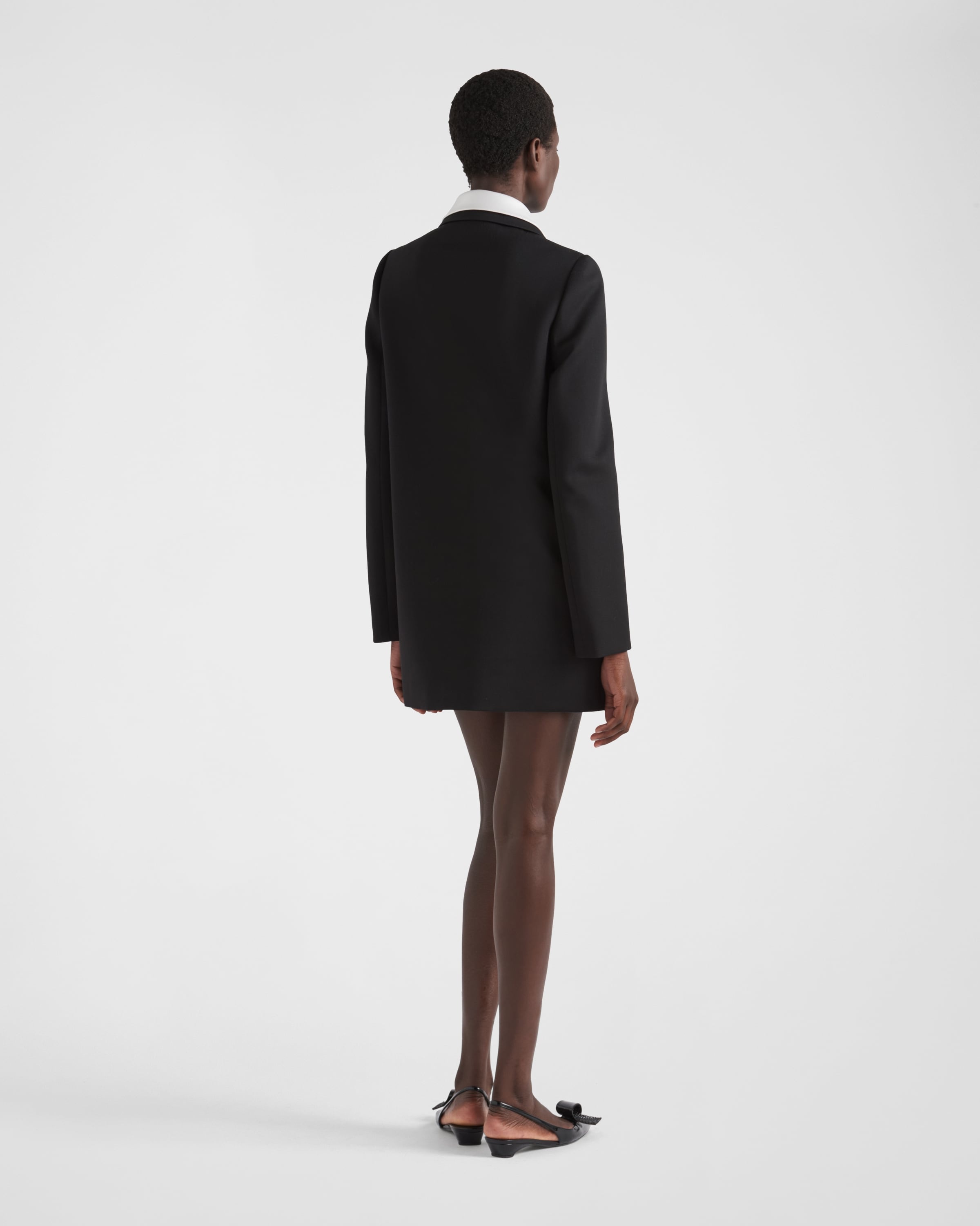 Singled-breasted wool sateen coat with collar - 5