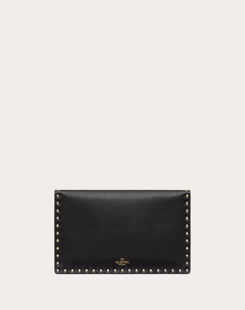 ROCKSTUD GRAINY CALFSKIN ENVELOPE POUCH 3
