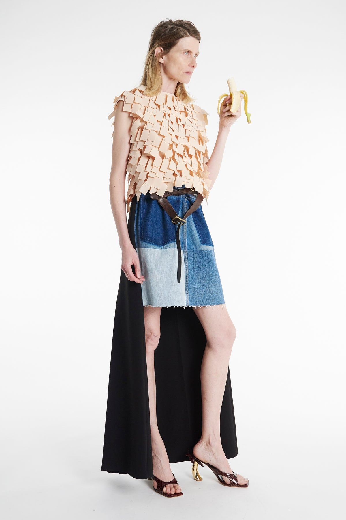 TOP WITH RECTANGLE DETAIL NUDE - 3