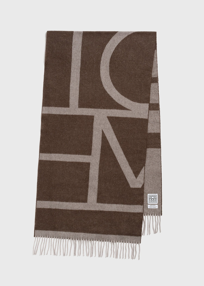 Monogram jacquard wool scarf dark beige 1