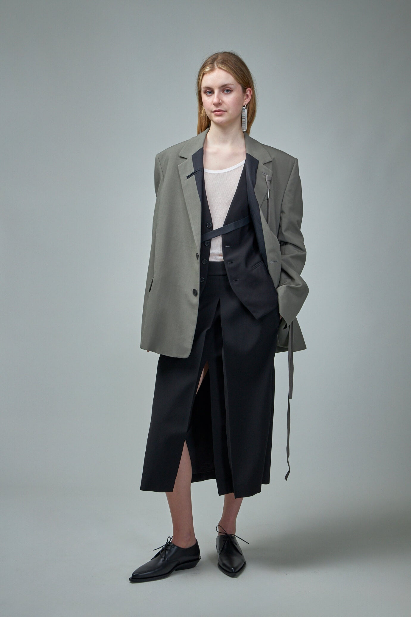Jena Box Pleat Skirt With Double Side Pockets - 2