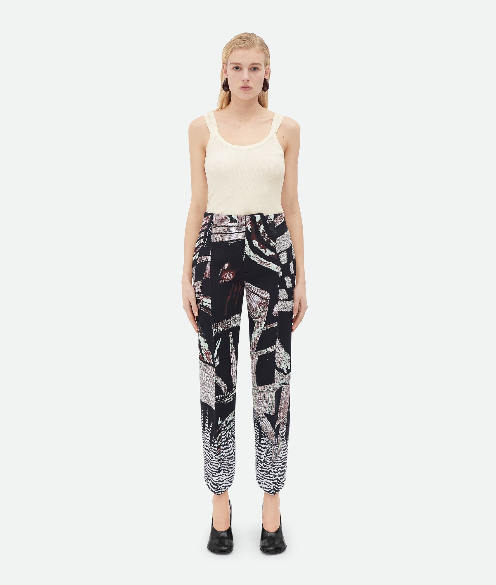 Curved Shape Graphic Viscose Jacquard Trousers - 2