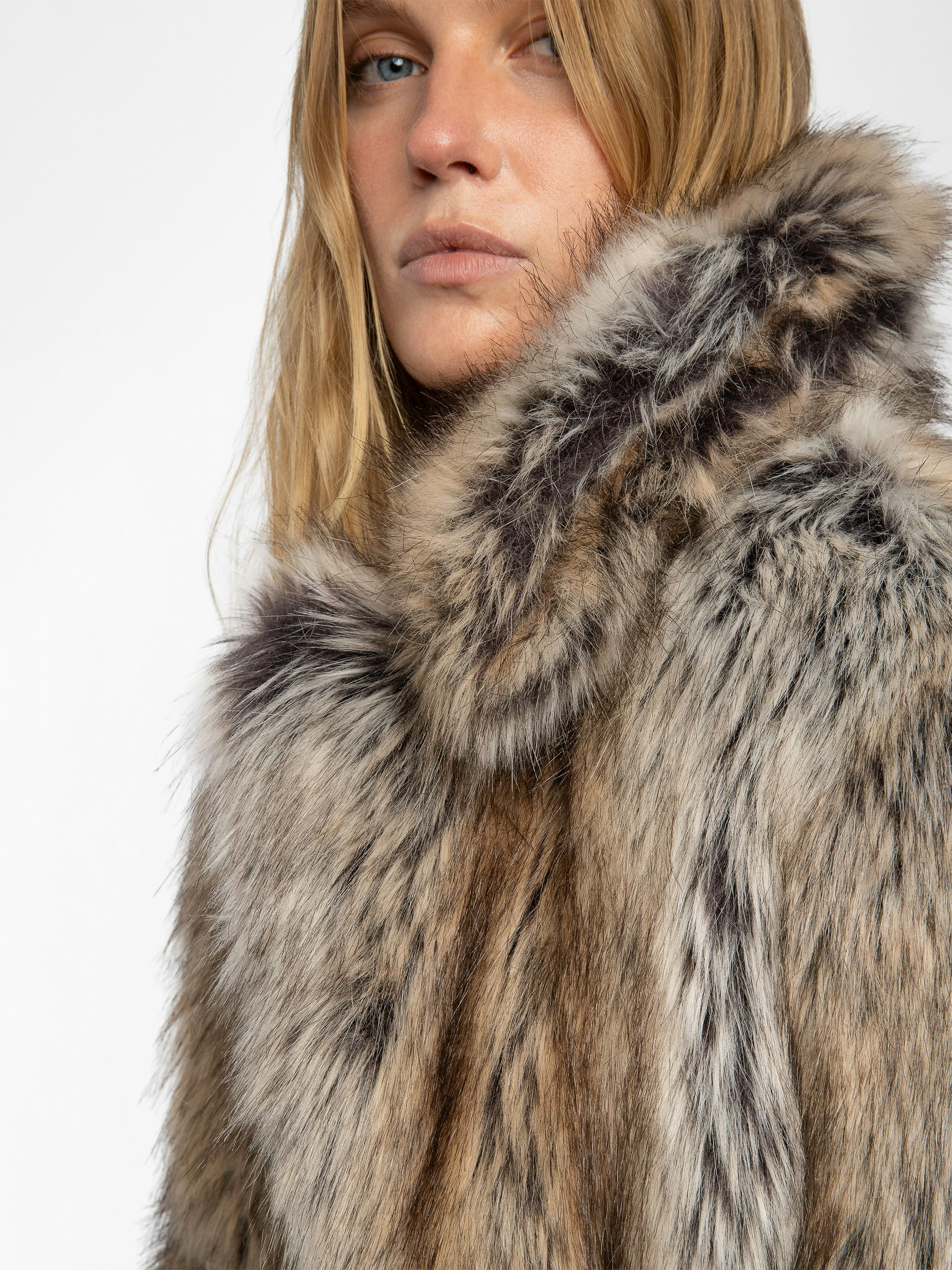 Faune Short Faux Fur Coat - 7