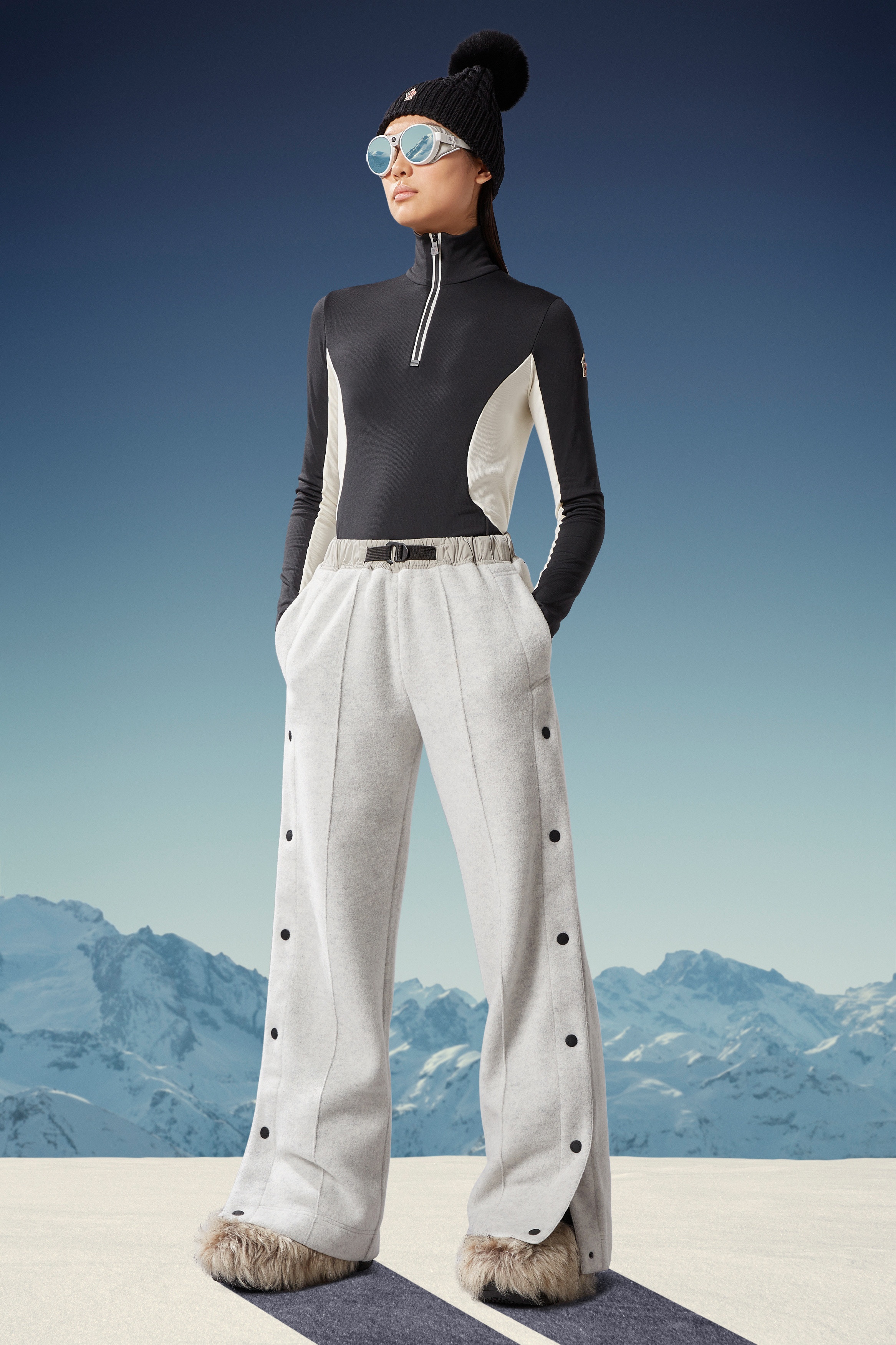 Fleece Sweatpants - 2