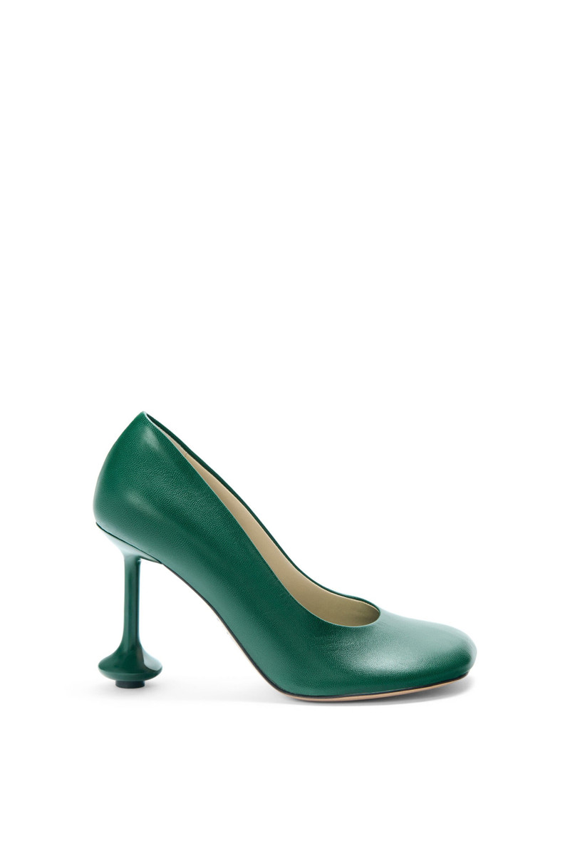 Toy pump in goatskin 1