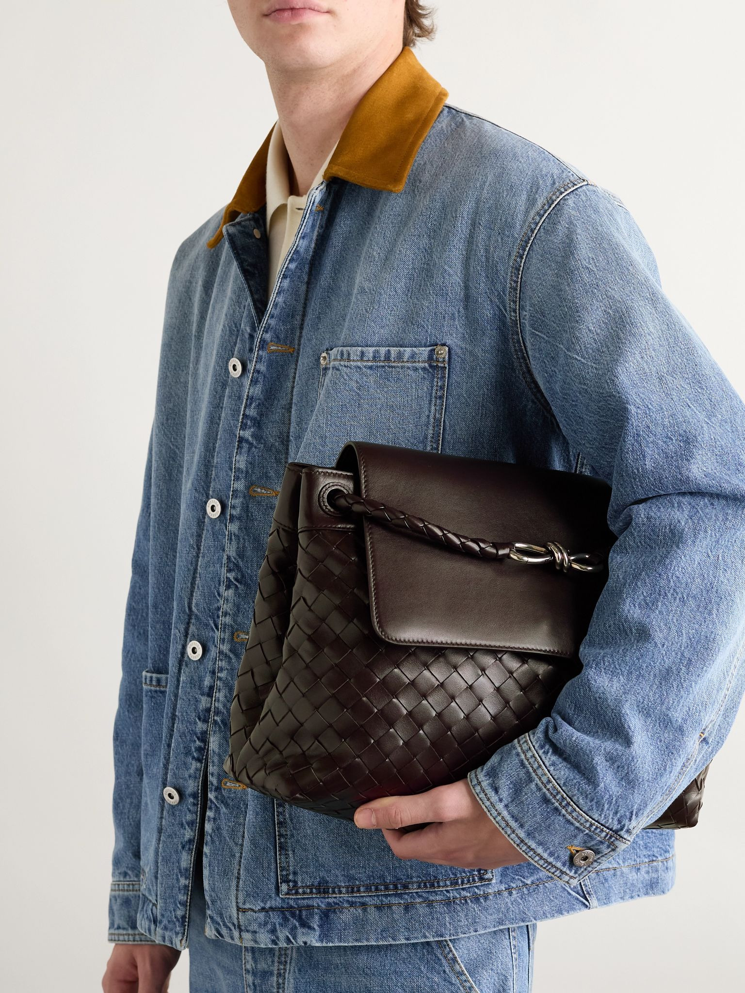 Andiamo Intrecciato Leather Messenger Bag Brown - 6