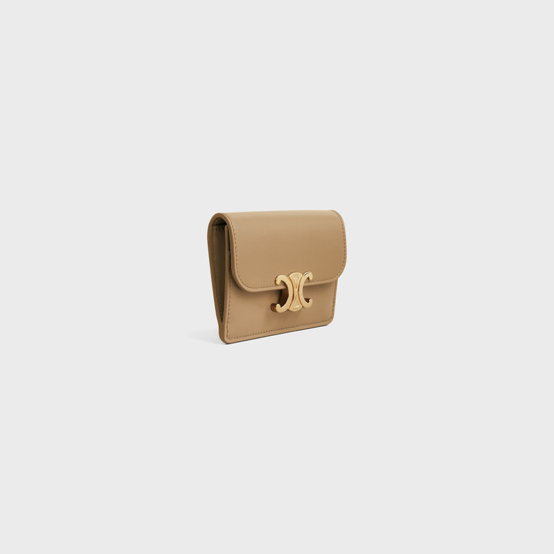 CELINE CARD HOLDER WITH FLAP TRIOMPHE IN Shiny calfskin outlook