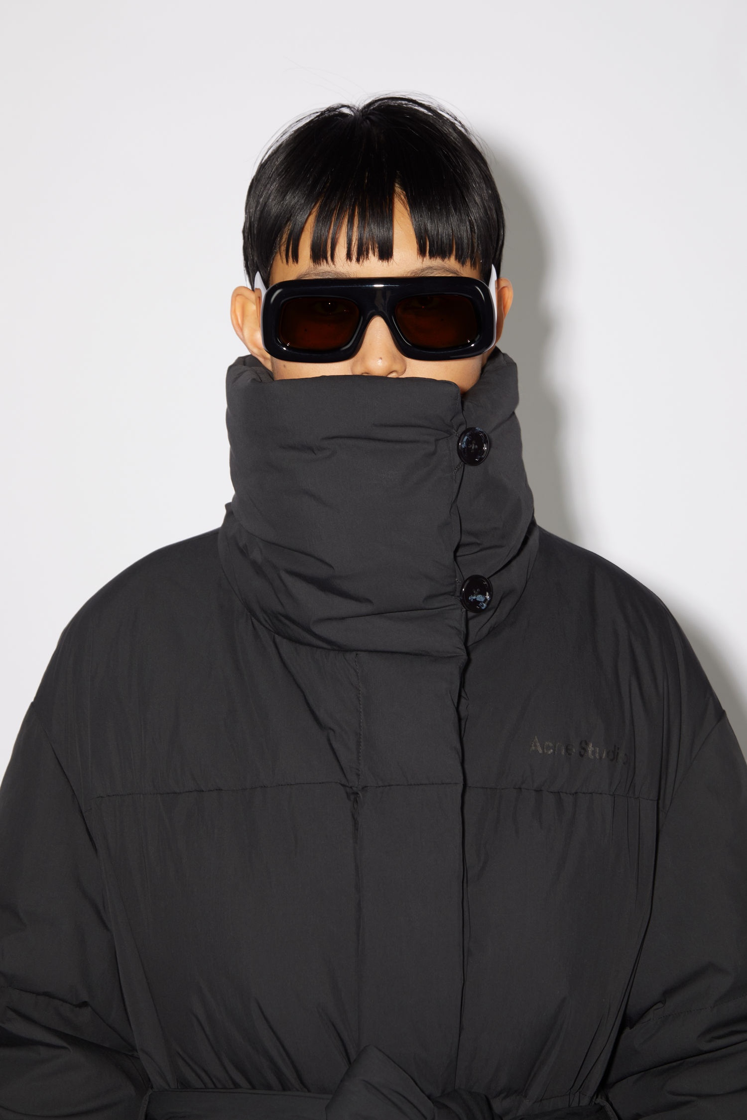 Belted puffer jacket - Black - 8