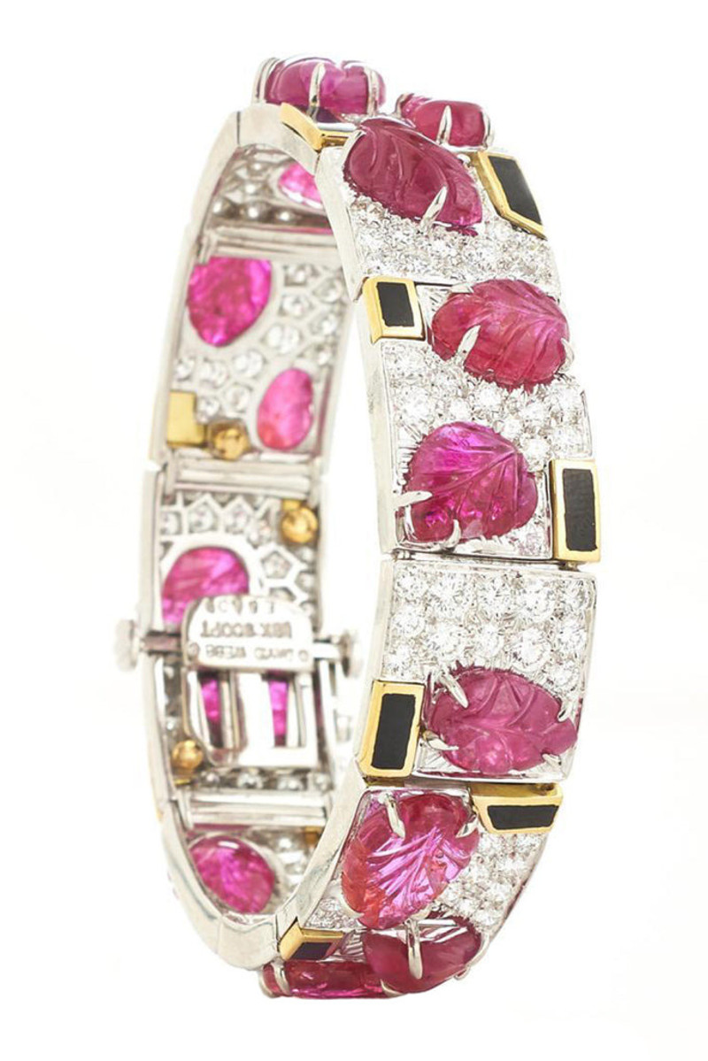 Ruby Diamond Black Couture Leaf Bracelet 1