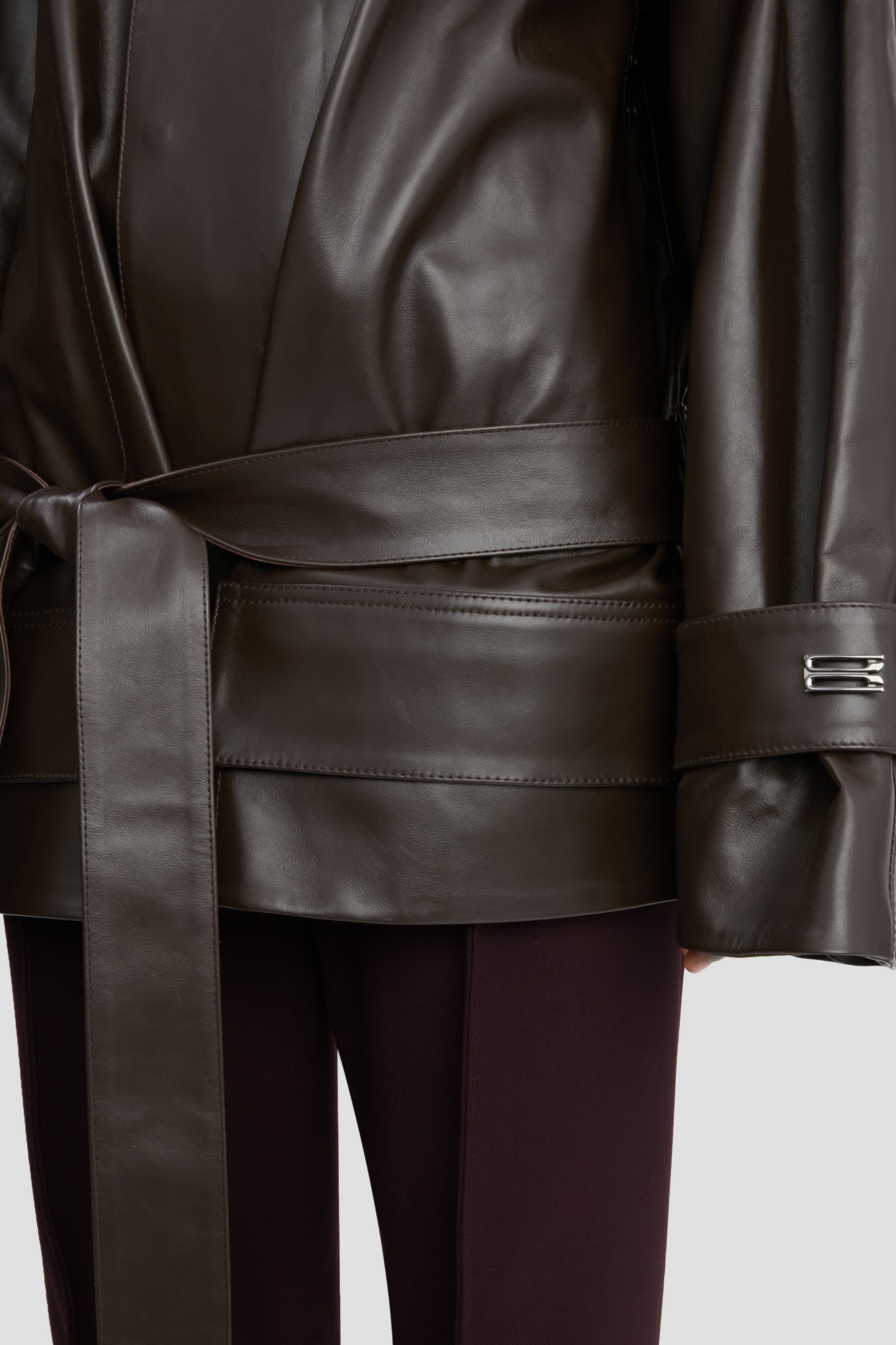 Cropped Belted Leather Trench In Dark Chocolate - 5