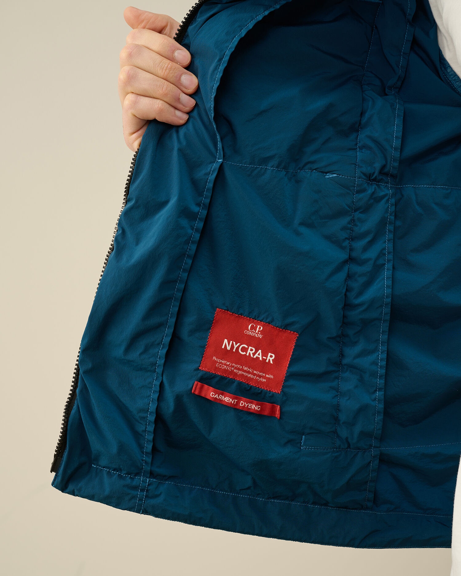 Nycra-R Hooded Jacket - 6